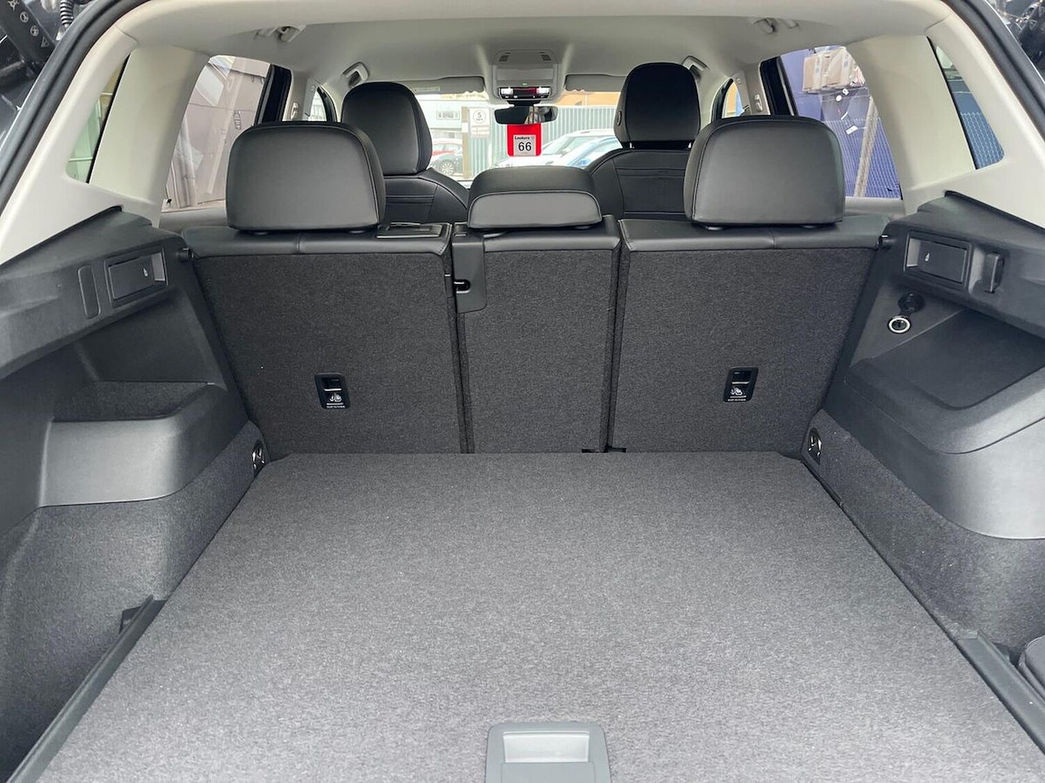 Used Volkswagen Tiguan 2025 for sale - 76490608: Photo 17