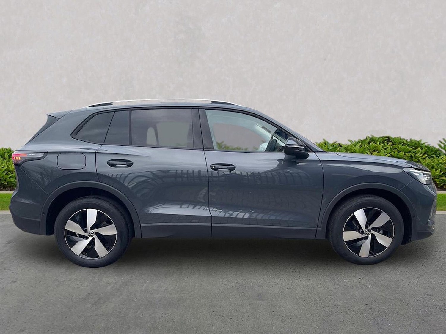 Used Volkswagen Tiguan 2025 for sale - 76490608: Photo 3