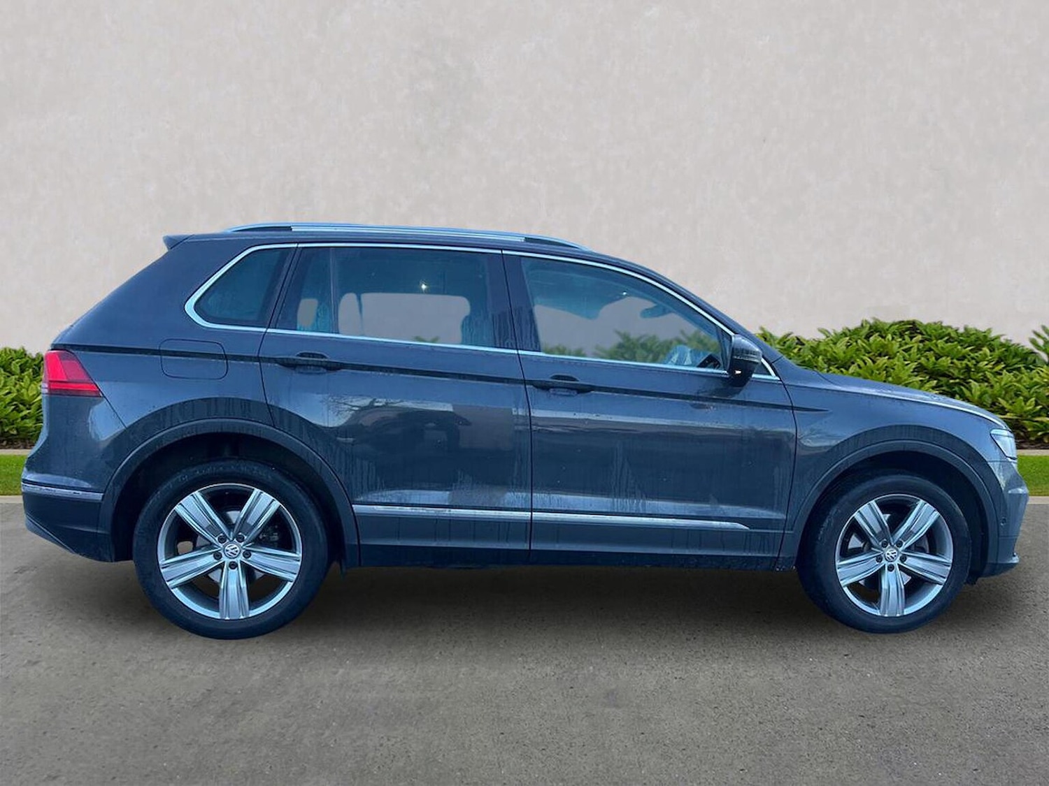 Used Volkswagen Tiguan 2018 for sale - 76791857: Photo 3