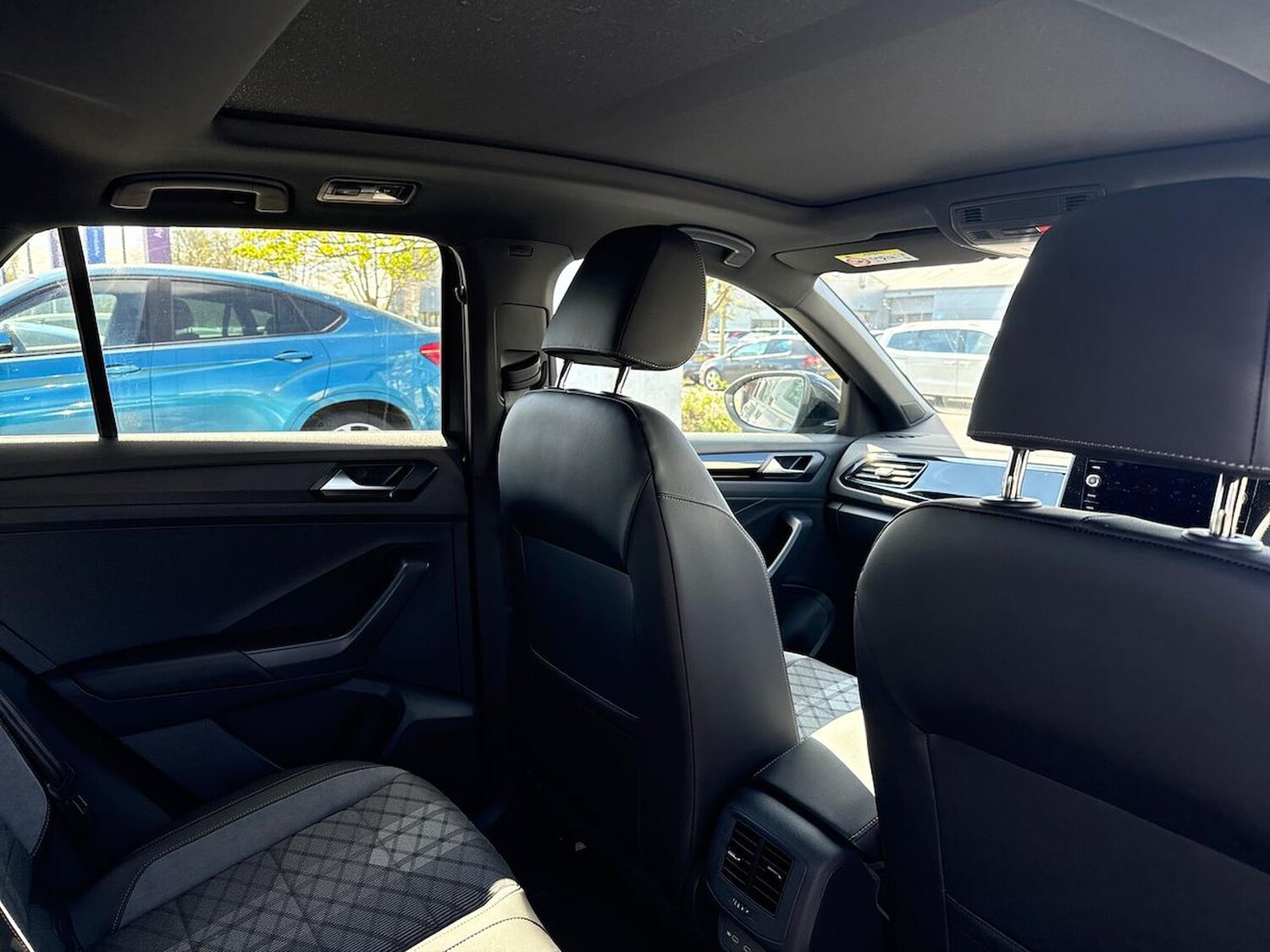 Used Volkswagen T-Roc 2026 for sale - 78194305: Photo 32