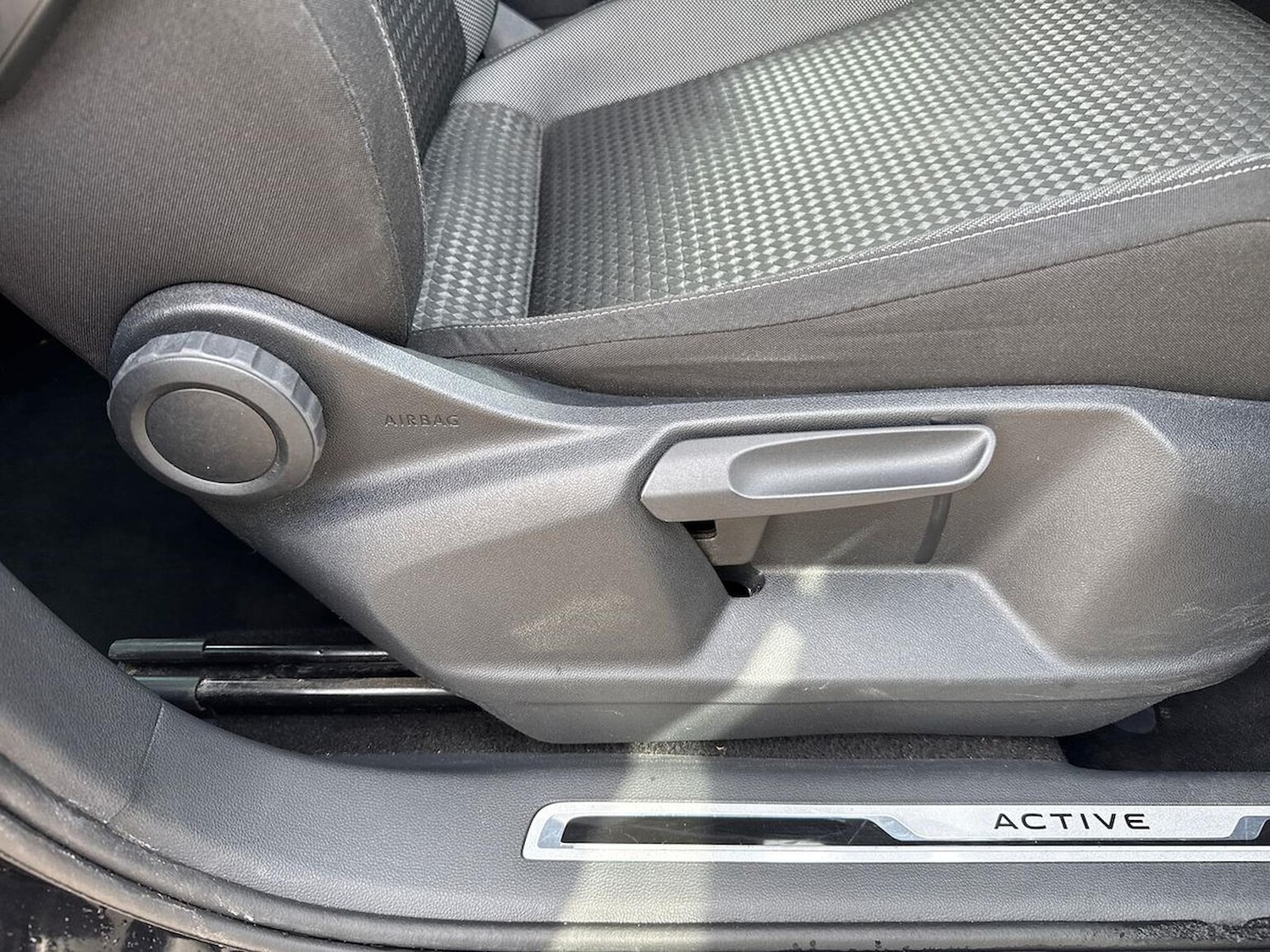 Used Volkswagen Tiguan 2022 for sale - 78060613: Photo 30