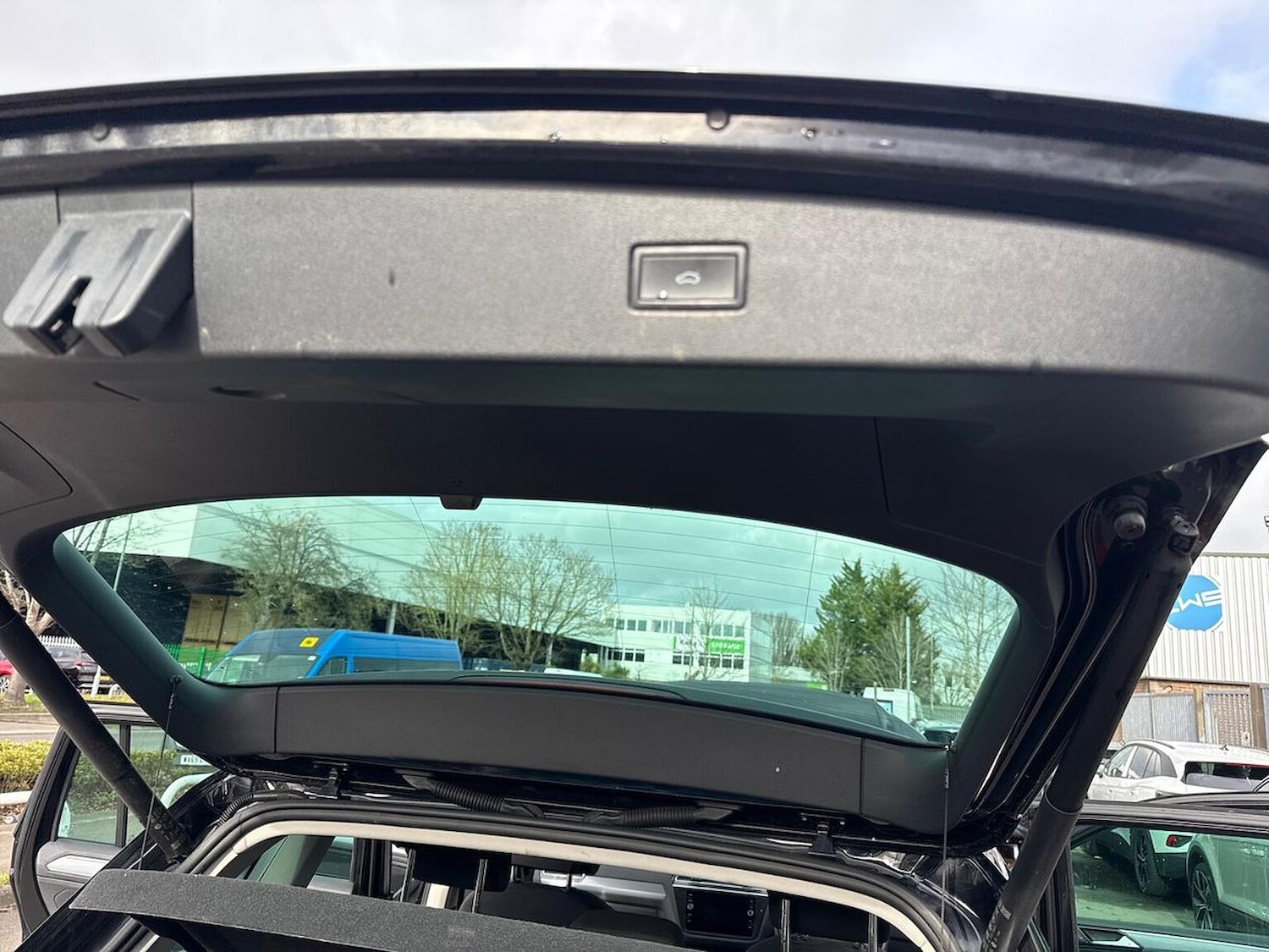 Used Volkswagen Tiguan 2022 for sale - 78060613: Photo 41