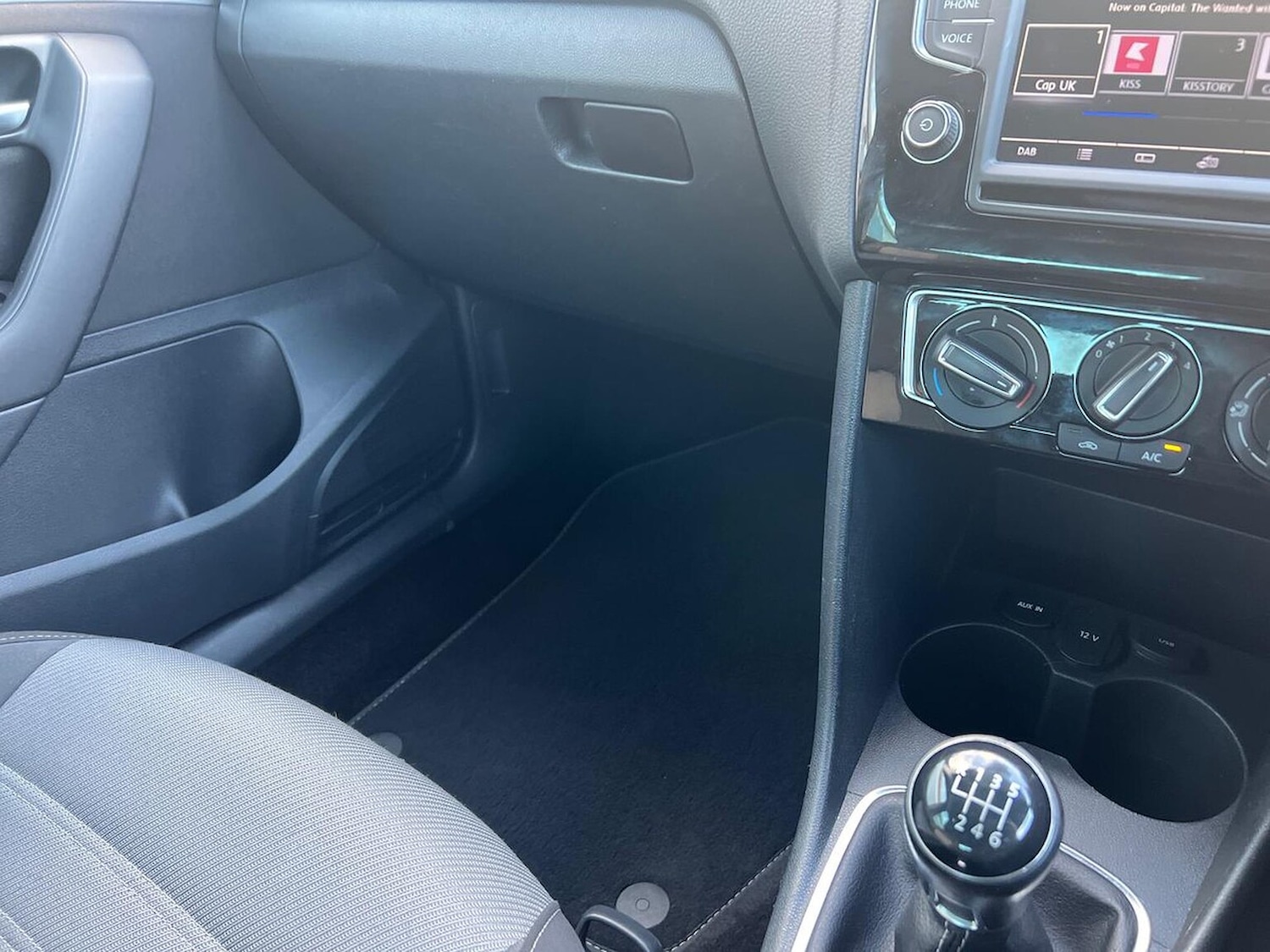 Used Volkswagen Polo 2017 for sale - 76611642: Photo 13