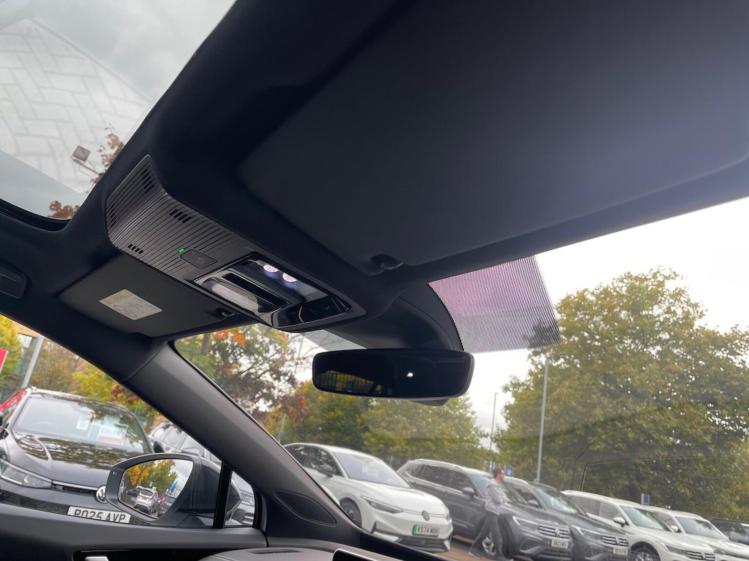 Used Volkswagen ID.4 2025 for sale - 76837114: Photo 14