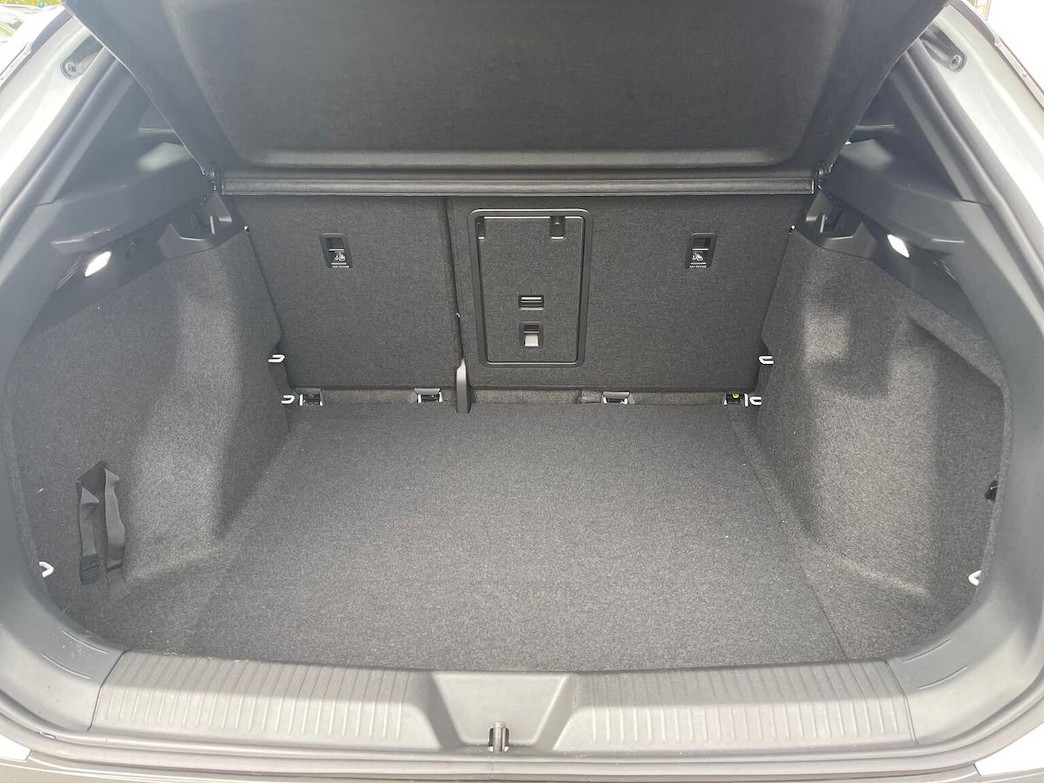 Used Volkswagen ID.4 2025 for sale - 76837114: Photo 17