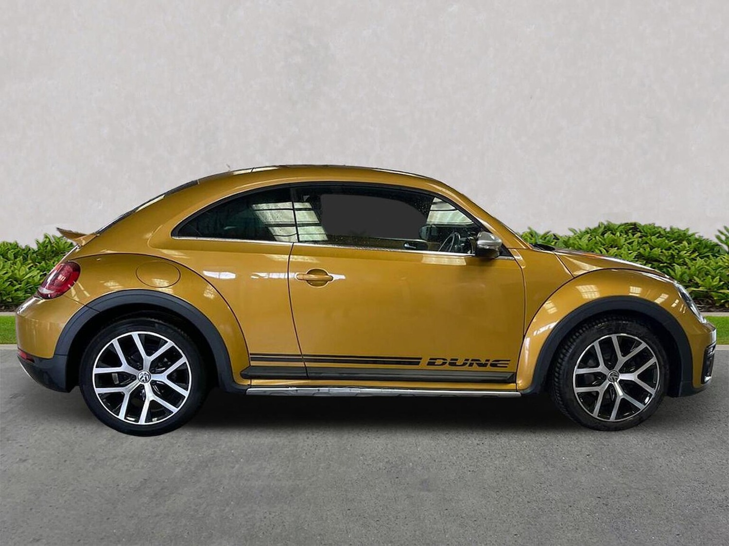 Used Volkswagen Beetle 2016 for sale - 76107181: Photo 3