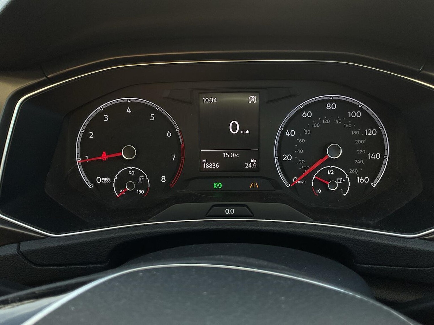 Used Volkswagen T-Roc 2018 for sale - 76650219: Photo 10