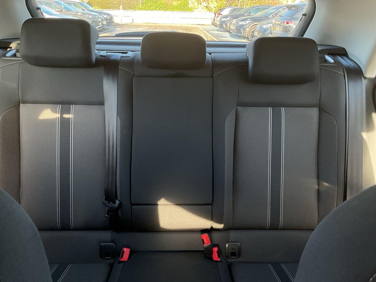 Used Volkswagen T-Roc 2018 for sale - 76650219: Photo 16