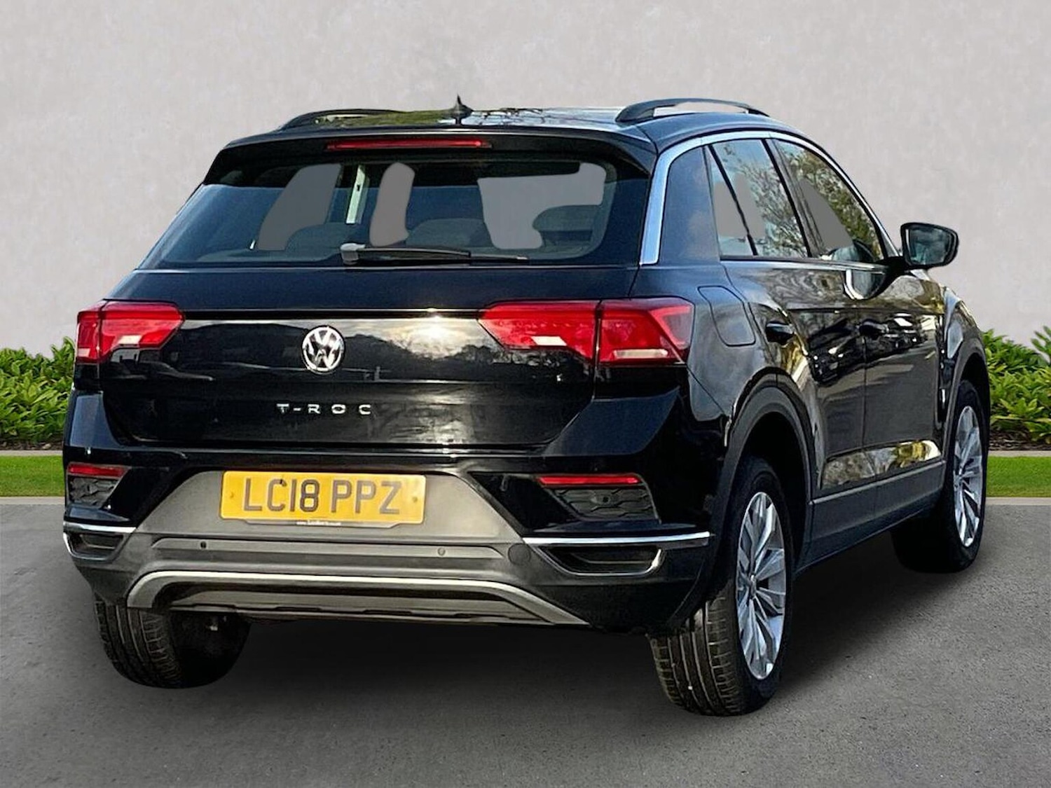 Used Volkswagen T-Roc 2018 for sale - 76650219: Photo 18