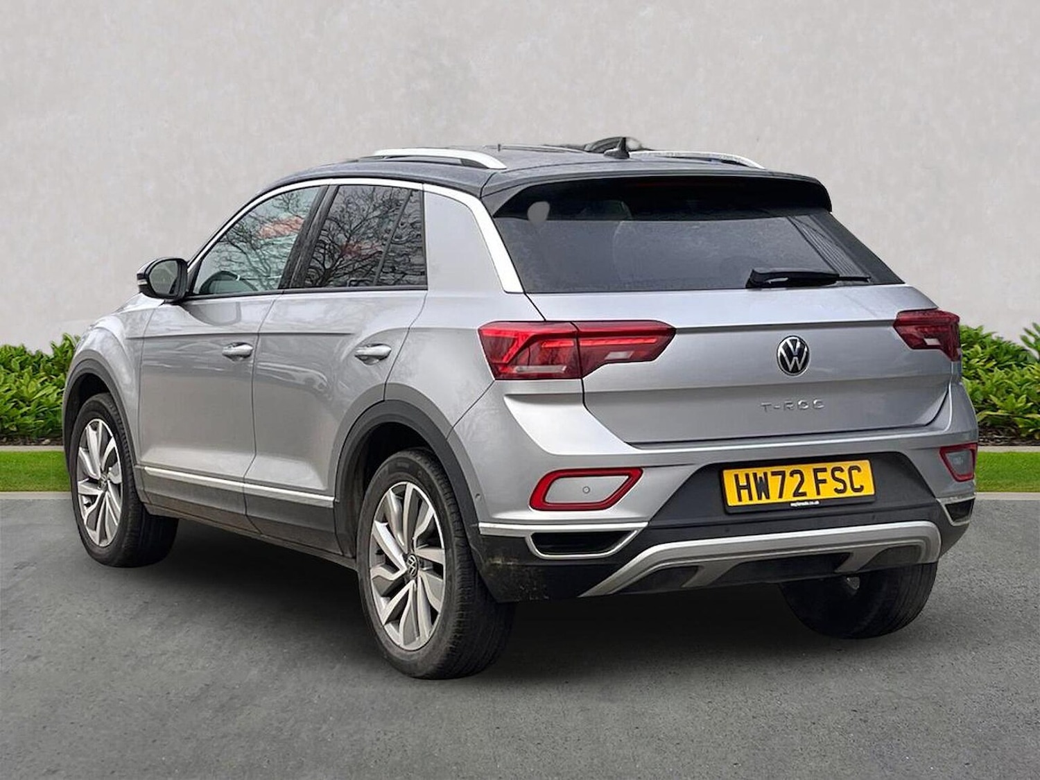 Used Volkswagen T-Roc 2022 for sale - 77085542: Photo 2