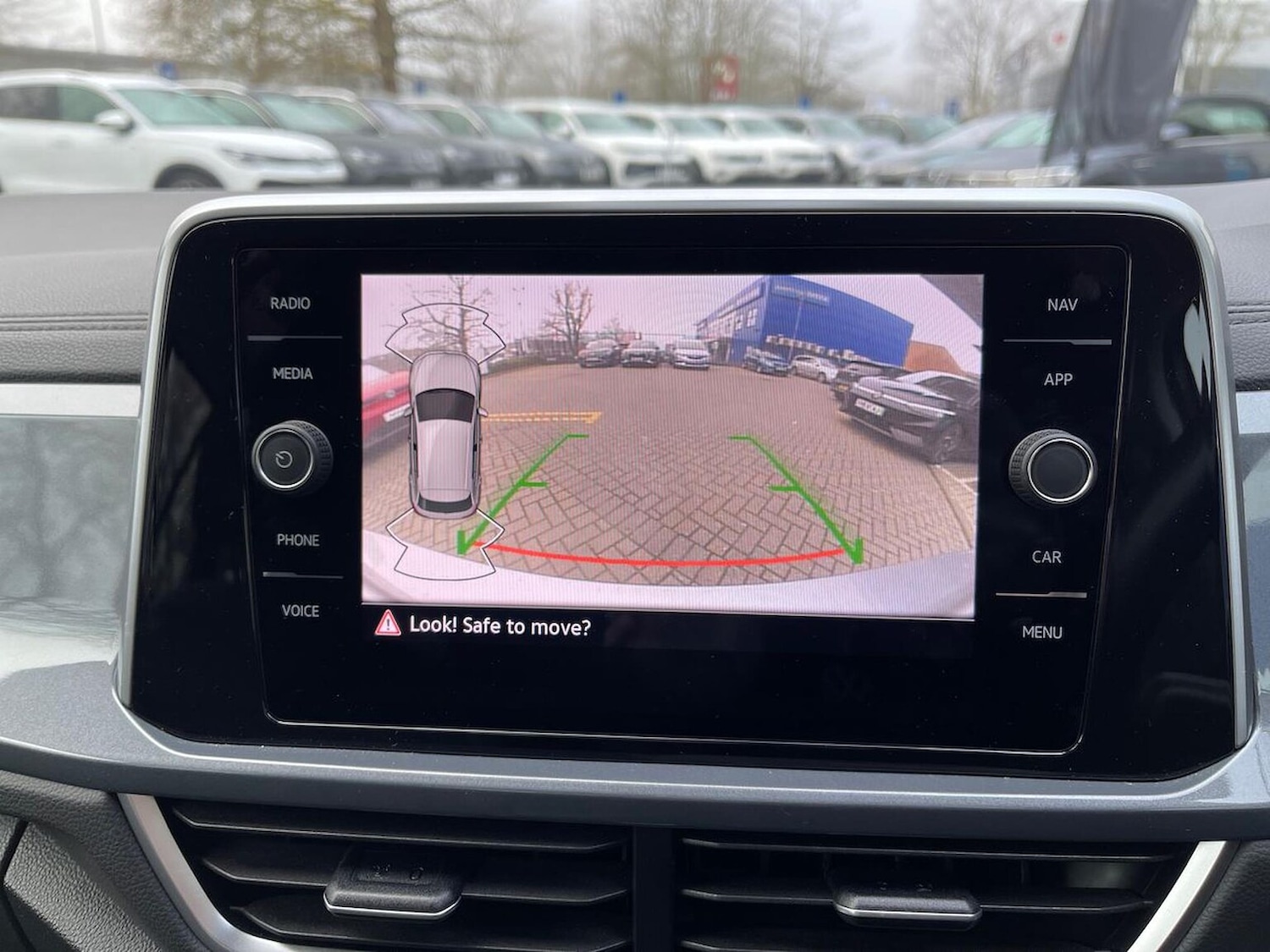 Used Volkswagen T-Roc 2022 for sale - 77085542: Photo 25