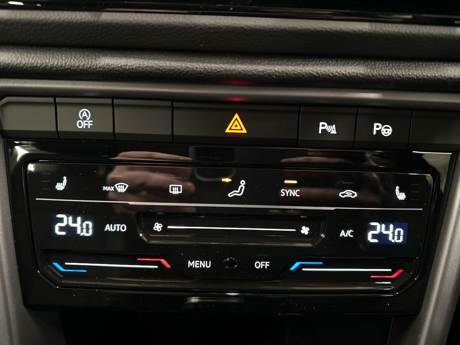 Used Volkswagen T-Roc 2026 for sale - 77901604: Photo 12