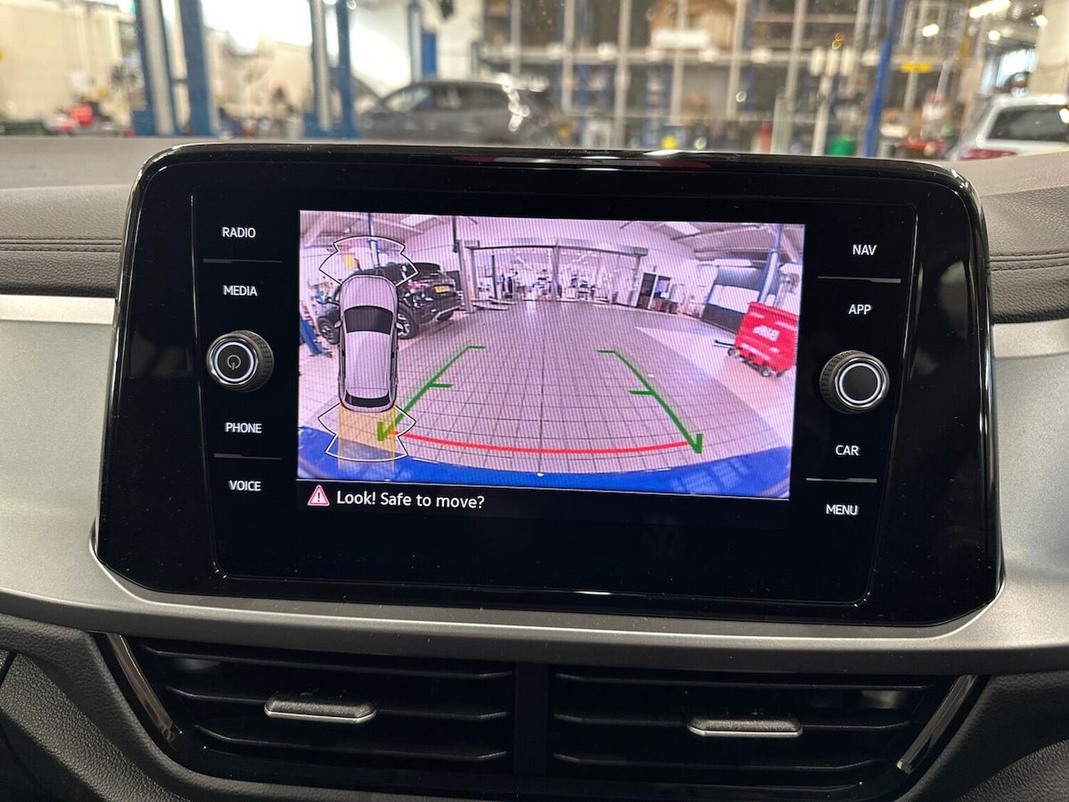 Used Volkswagen T-Roc 2026 for sale - 77901604: Photo 23