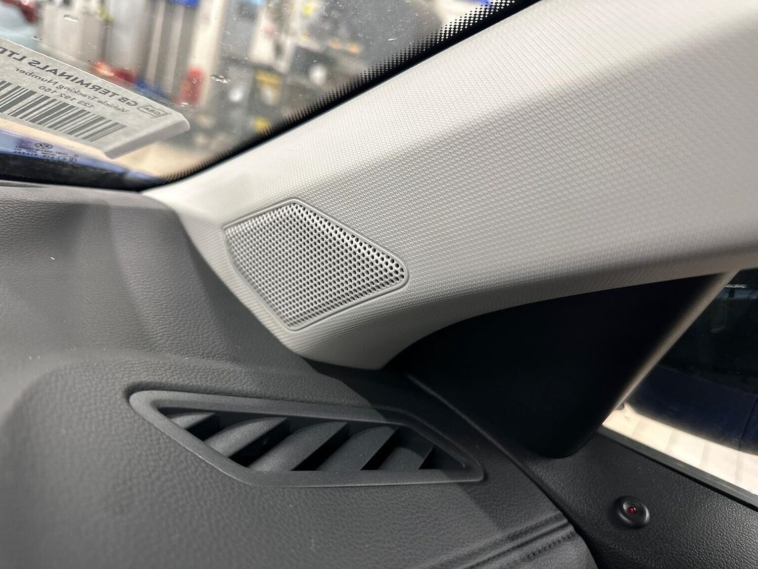 Used Volkswagen T-Roc 2026 for sale - 77901604: Photo 29