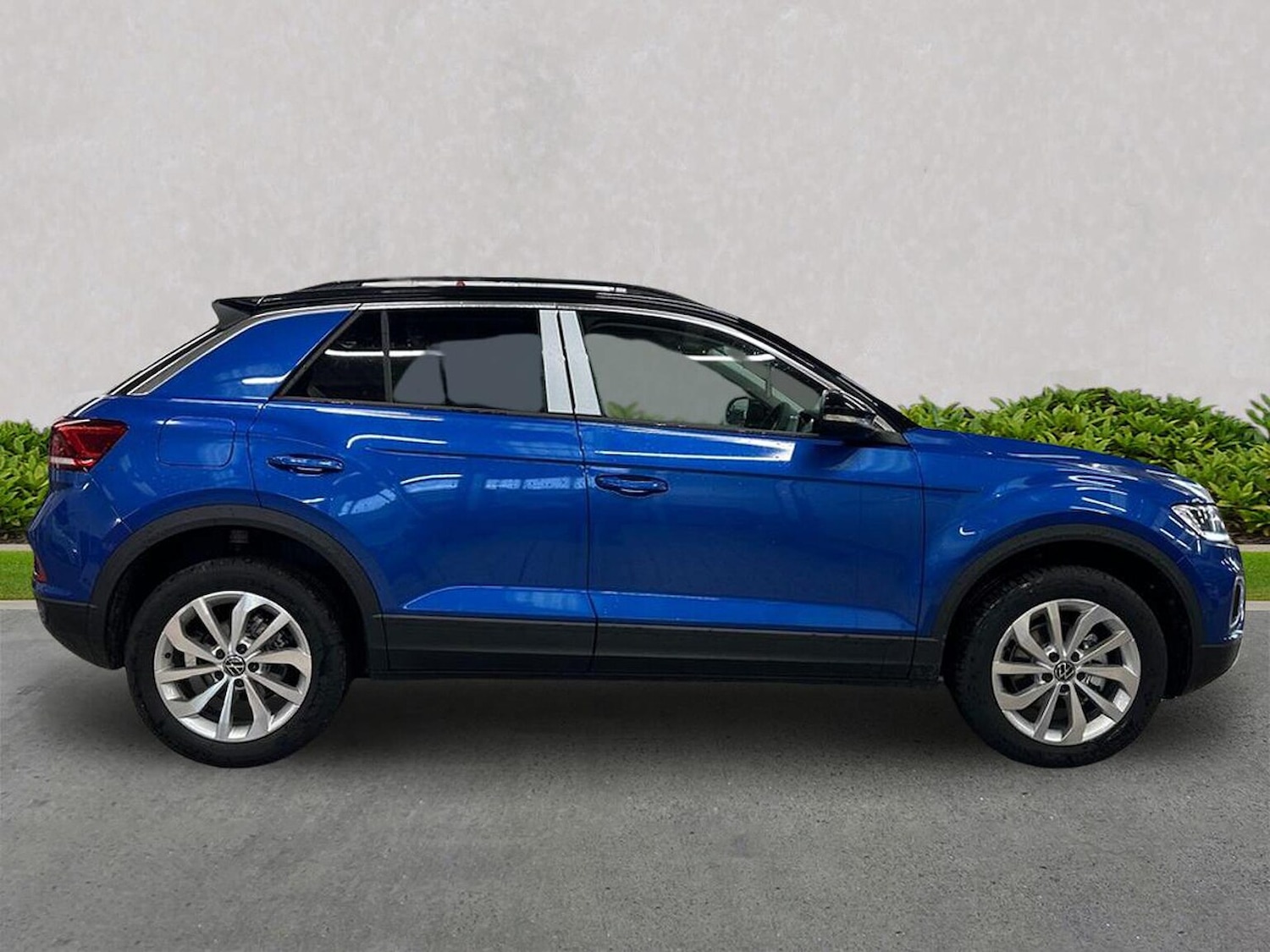 Used Volkswagen T-Roc 2026 for sale - 77901604: Photo 3