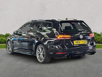 Used Volkswagen Golf 2018 for sale - 78766056: Photo
