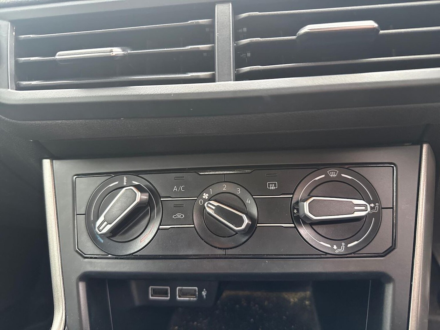 Used Volkswagen Polo 2019 for sale - 76263254: Photo 12