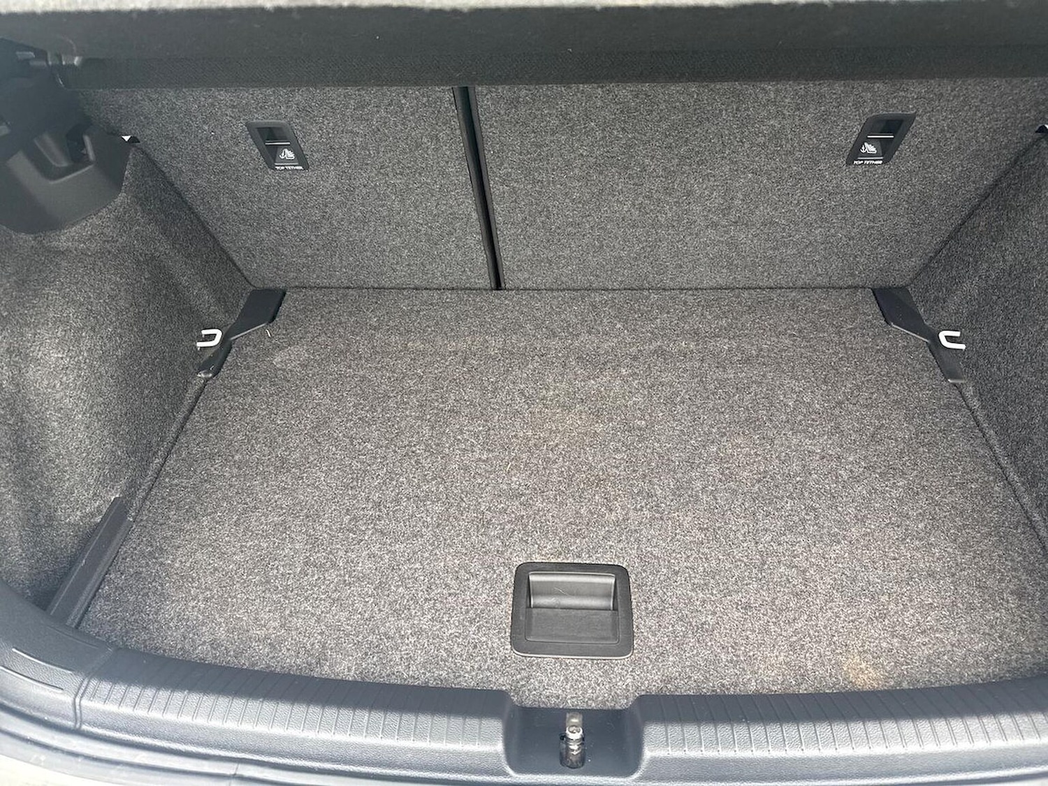 Used Volkswagen Polo 2019 for sale - 76263254: Photo 17