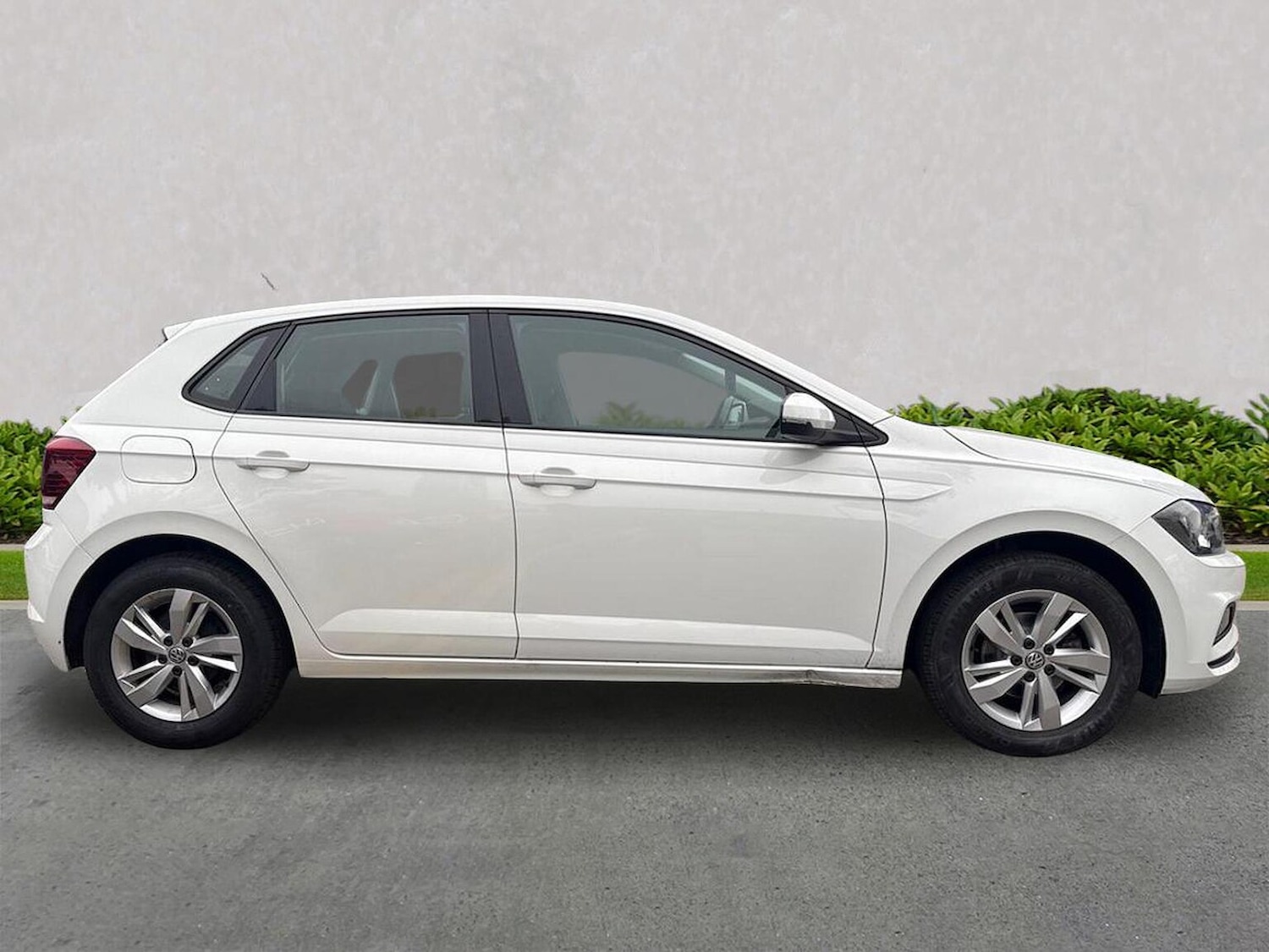 Used Volkswagen Polo 2019 for sale - 76263254: Photo 3