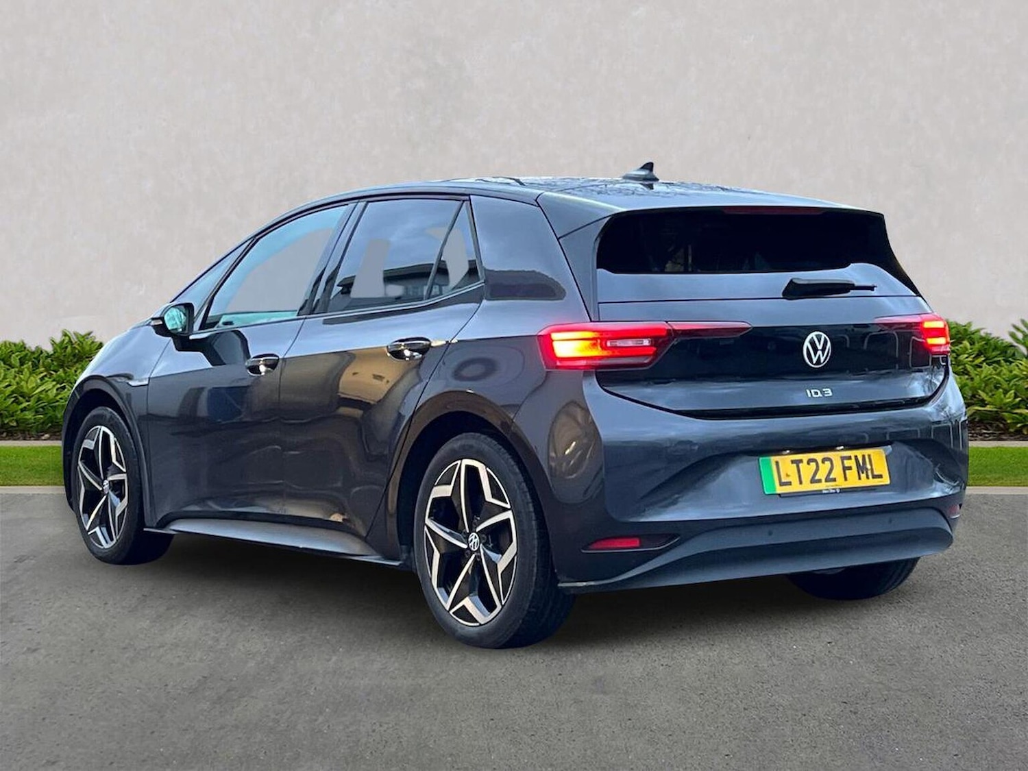 Used Volkswagen ID.3 2022 for sale - 77056678: Photo 2