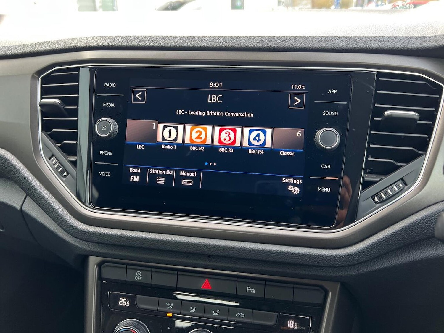 Used Volkswagen T-Roc 2018 for sale - 76725853: Photo 11