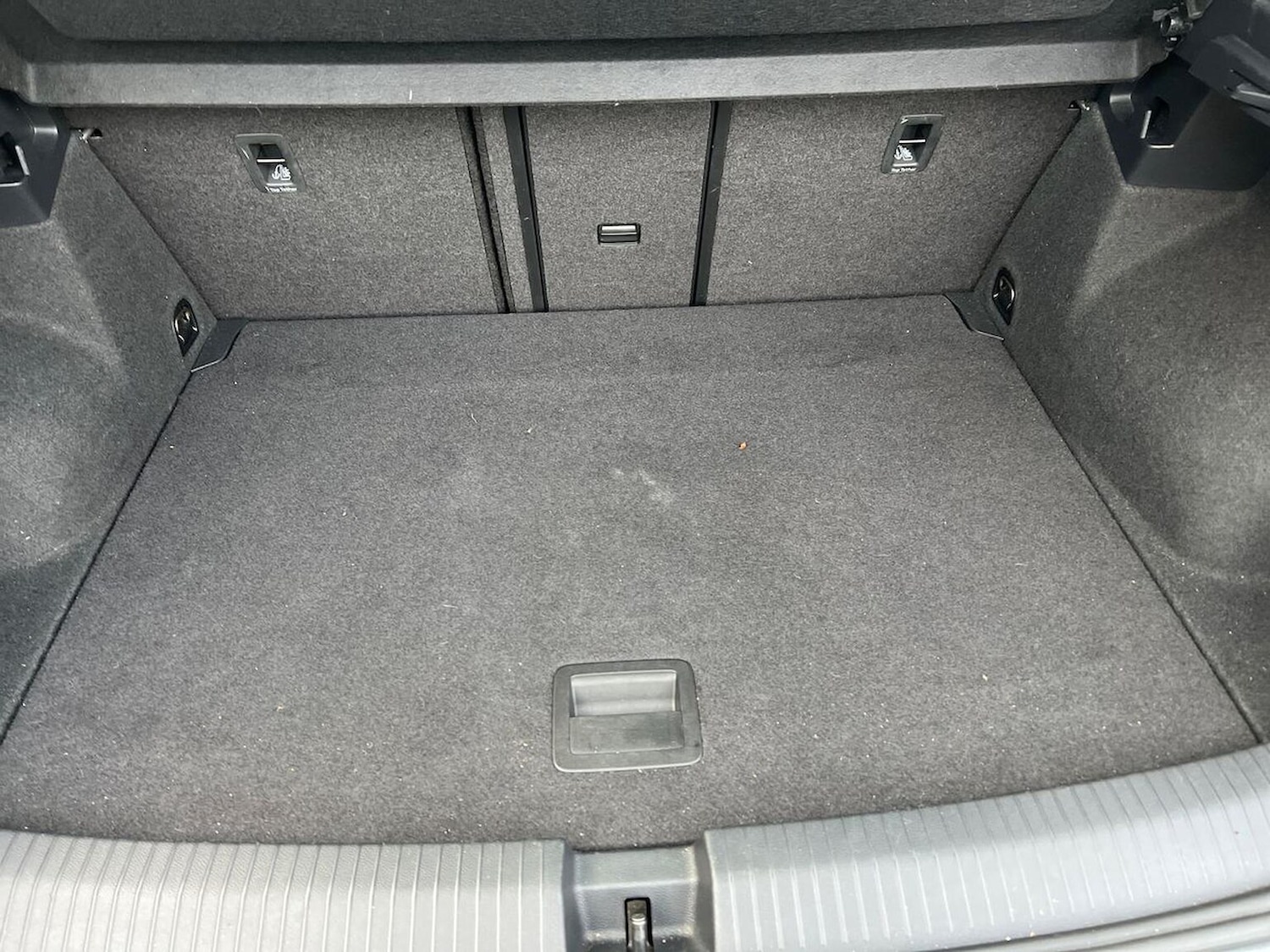 Used Volkswagen T-Roc 2018 for sale - 76725853: Photo 17