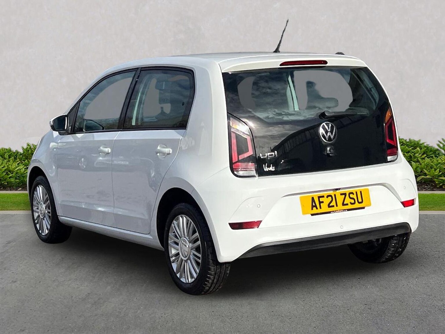 Used Volkswagen up! 2021 for sale - 76464706: Photo 2