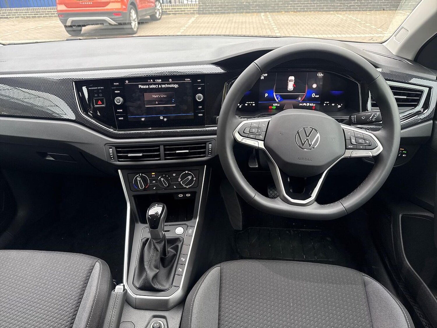 Used Volkswagen Taigo 2025 for sale - 77487753: Photo 8