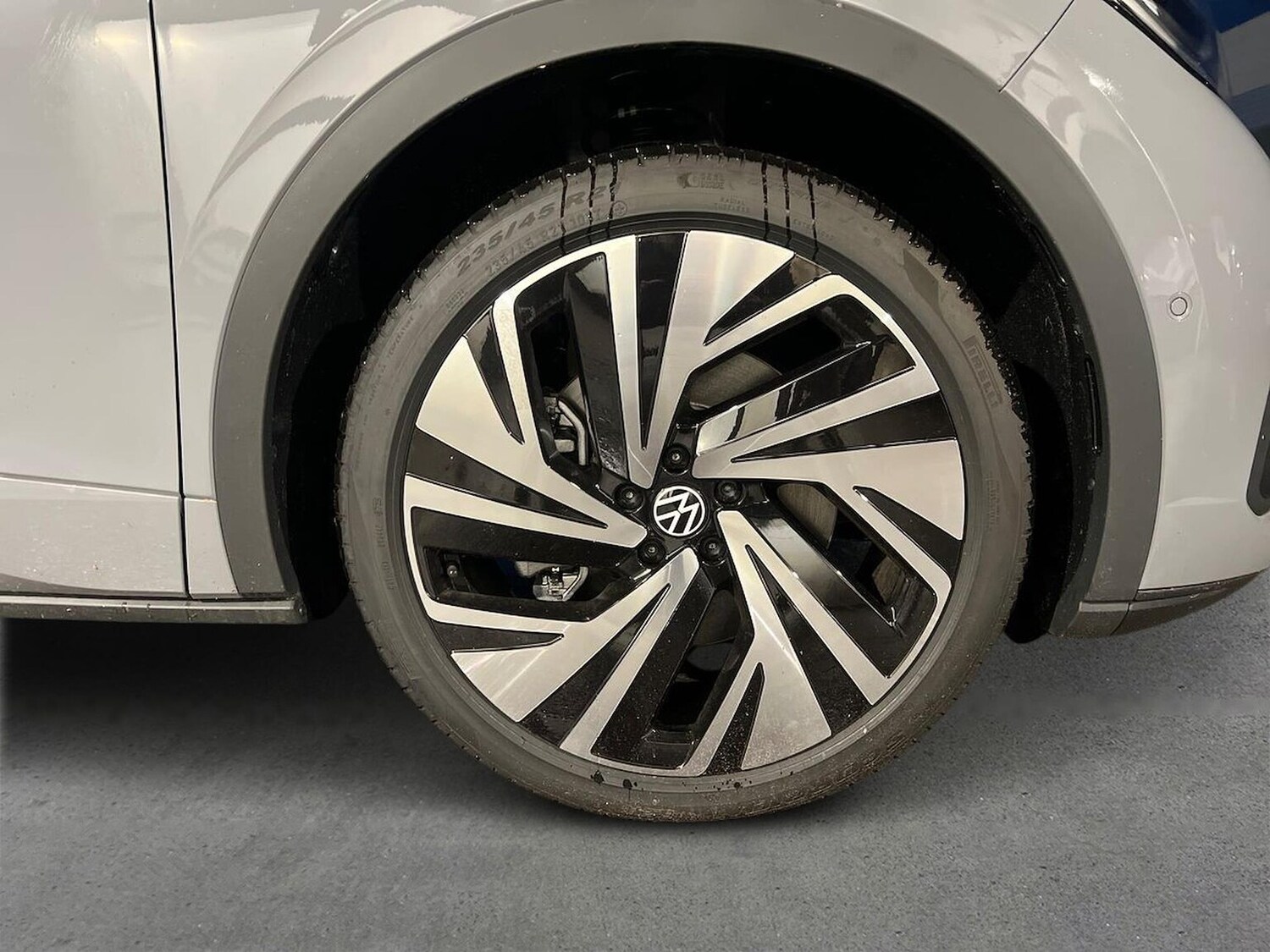 Used Volkswagen ID.5 2025 for sale - 76837141: Photo 6