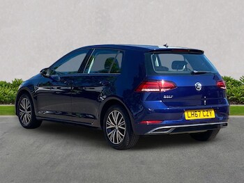 Used Volkswagen Golf 2017 for sale - 78927717: Photo
