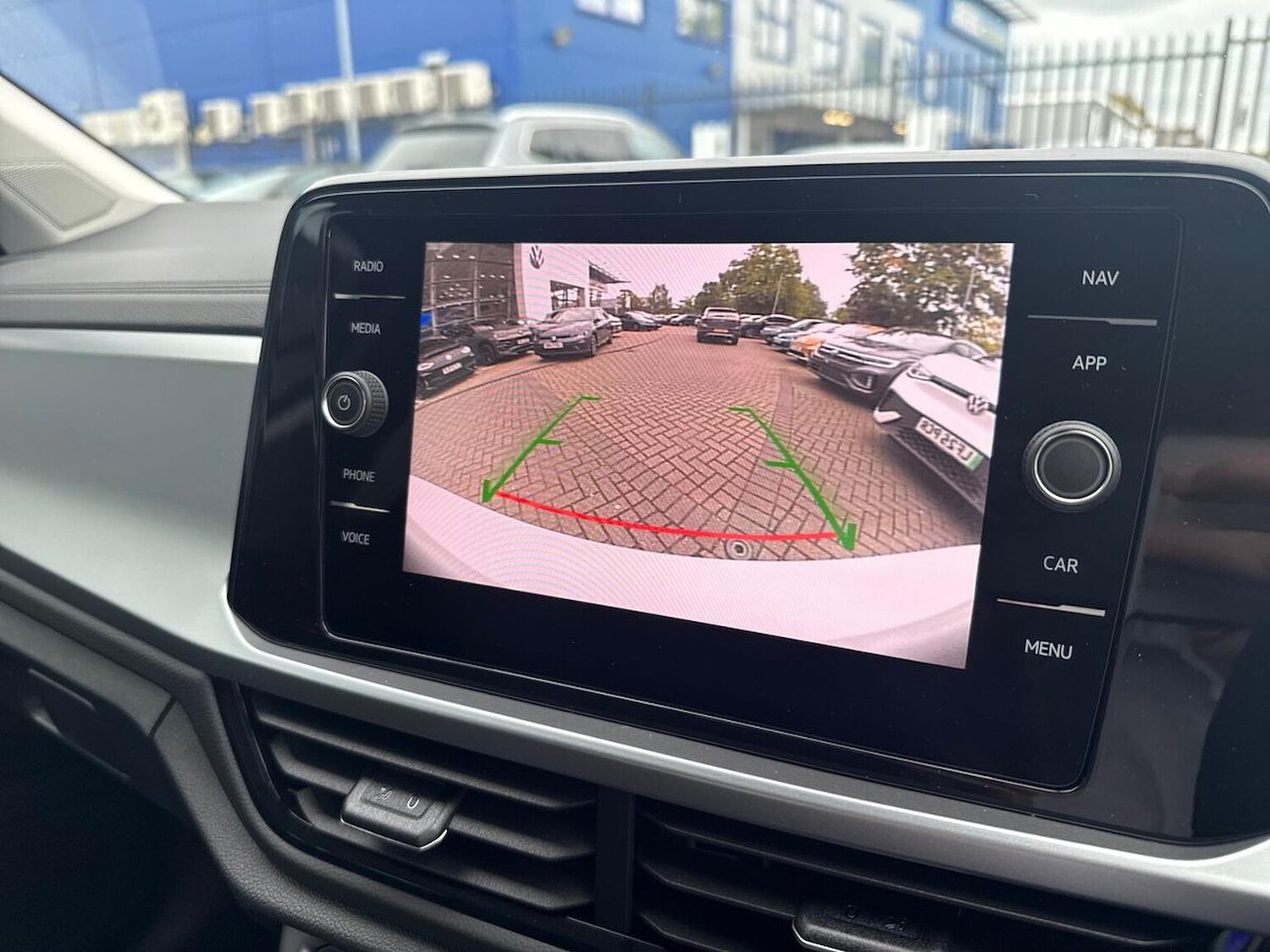 Used Volkswagen T-Roc 2025 for sale - 76027523: Photo 21