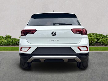 Used Volkswagen T-Roc 2025 for sale - 76027523: Photo