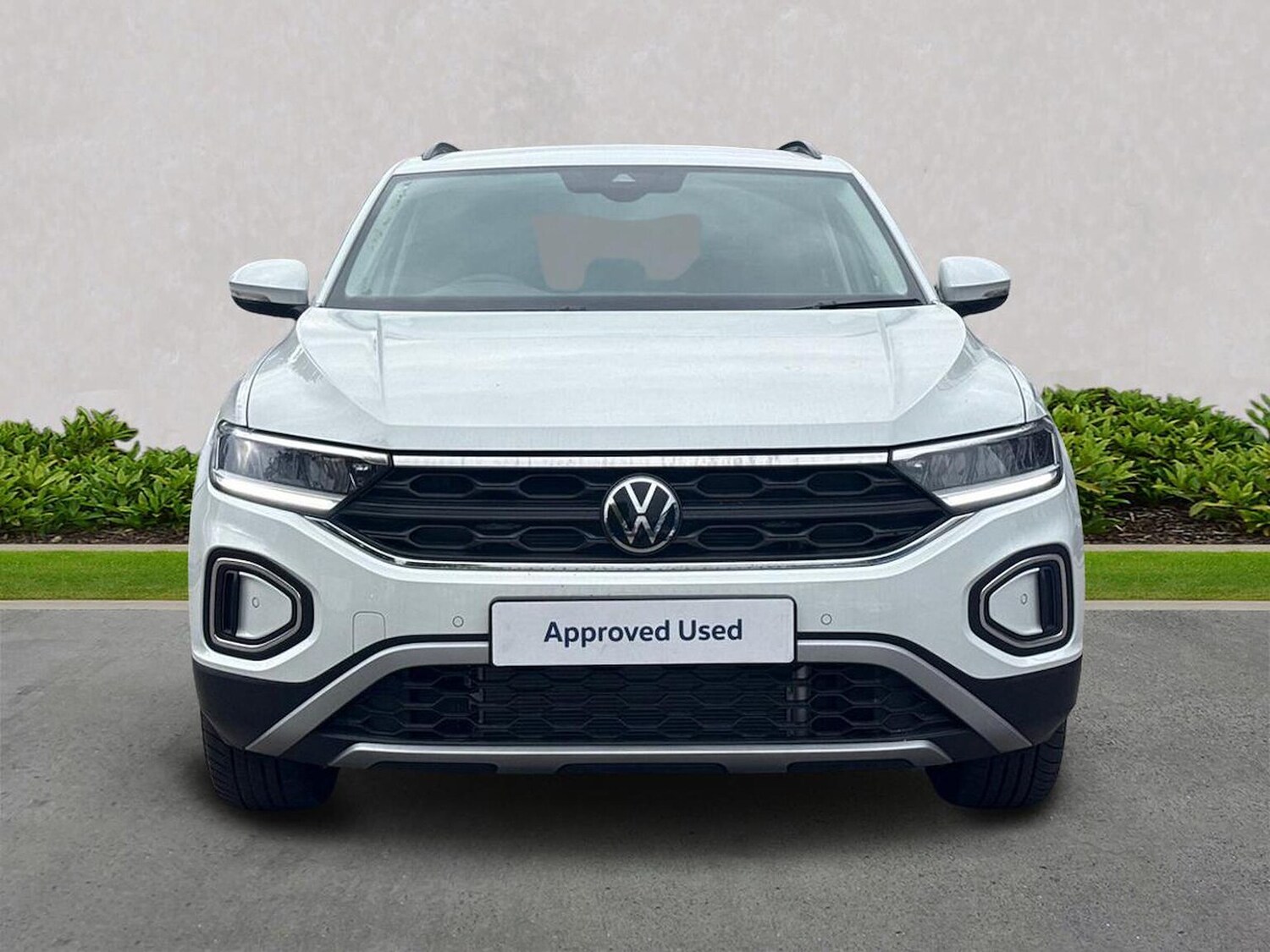 Used Volkswagen T-Roc 2025 for sale - 76027523: Photo 5