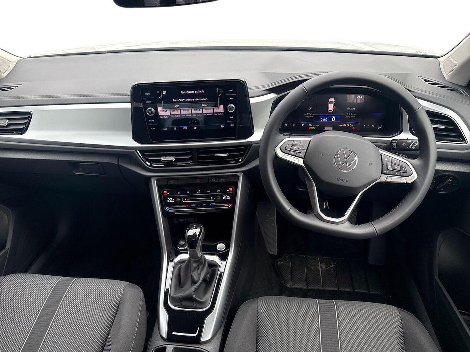 Used Volkswagen T-Roc 2025 for sale - 76027523: Photo 8