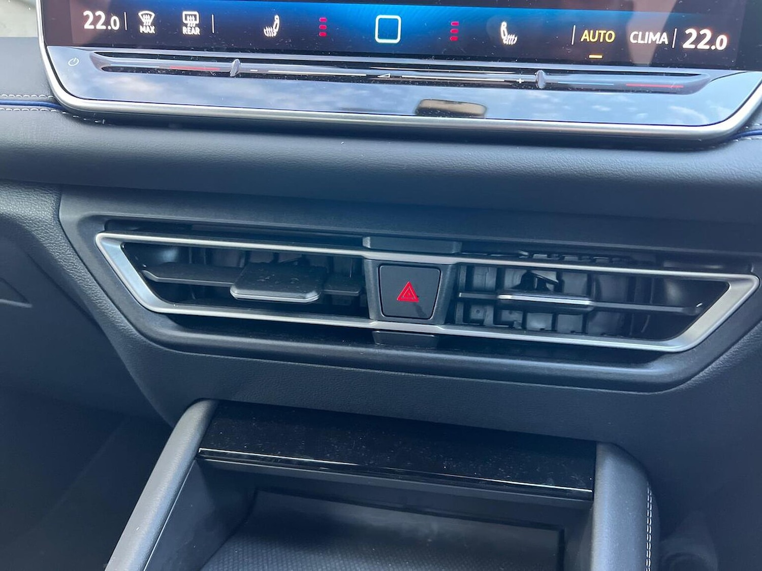 Used Volkswagen Tiguan 2025 for sale - 76490598: Photo 12