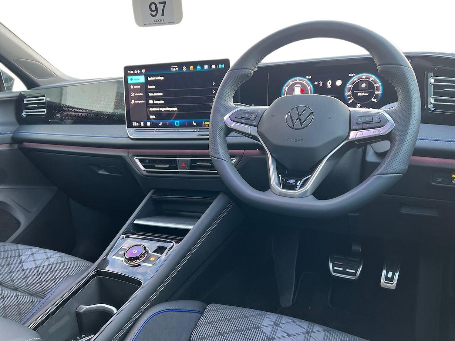 Used Volkswagen Tiguan 2025 for sale - 76490598: Photo 15