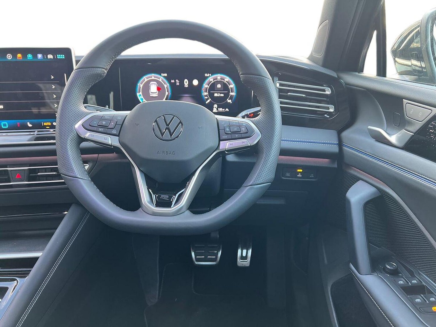 Used Volkswagen Tiguan 2025 for sale - 76490598: Photo 9