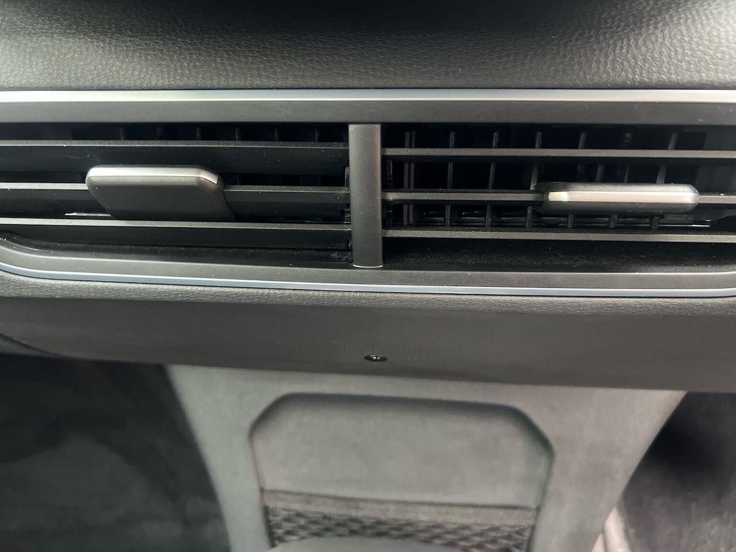 Used Volkswagen ID.3 2022 for sale - 76541892: Photo 12