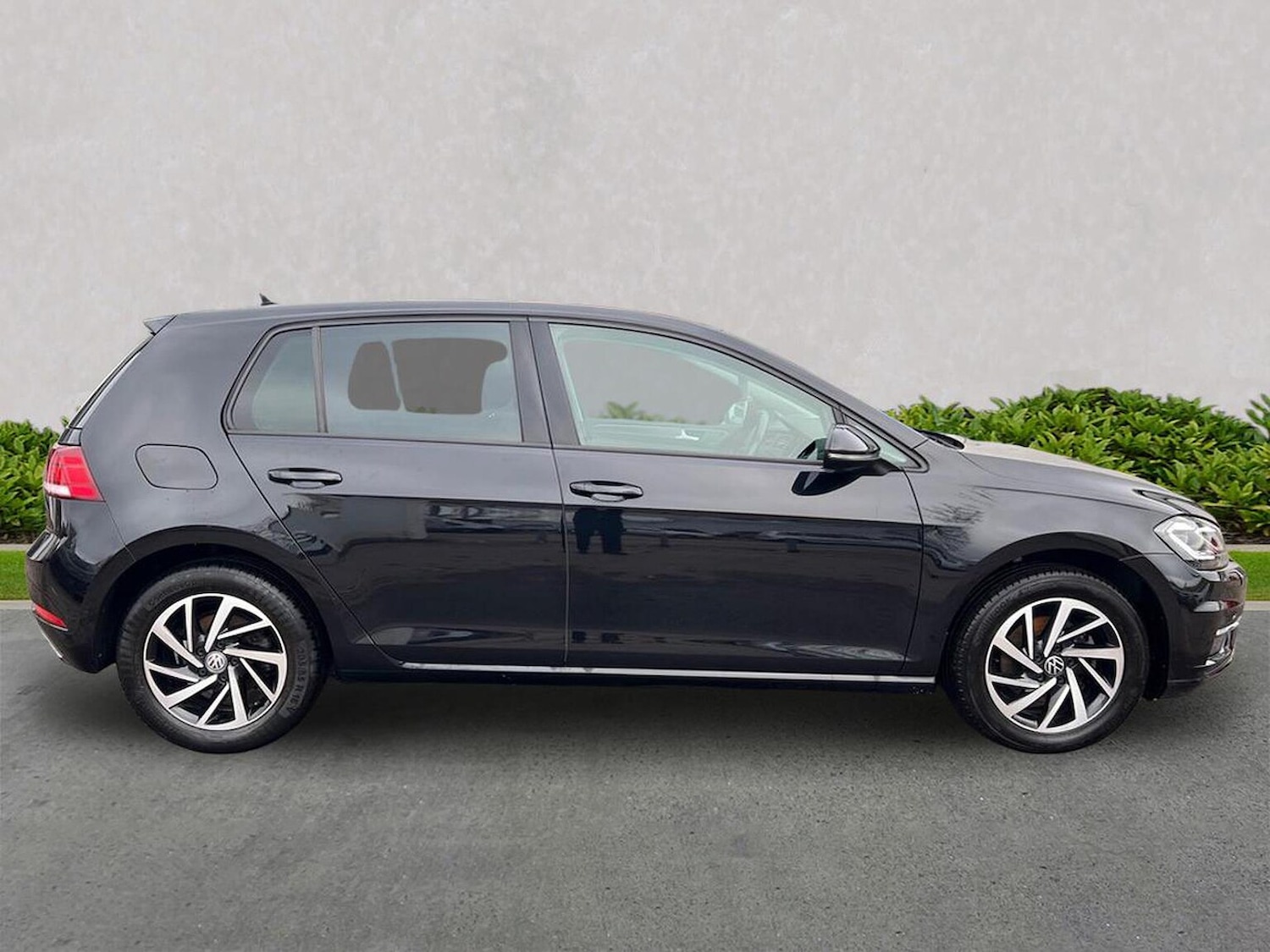 Used Volkswagen Golf 2020 for sale - 76365056: Photo 3