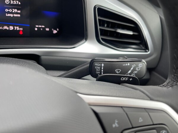 Used Volkswagen T-Roc 2025 for sale - 76027525: Photo 27