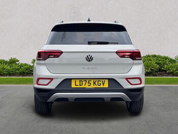 Used Volkswagen T-Roc 2025 for sale - 76027525: Photo