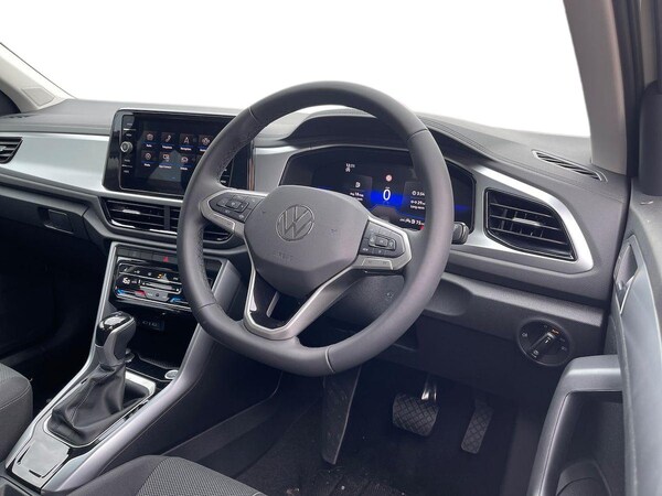 Used Volkswagen T-Roc 2025 for sale - 76027525: Photo 8