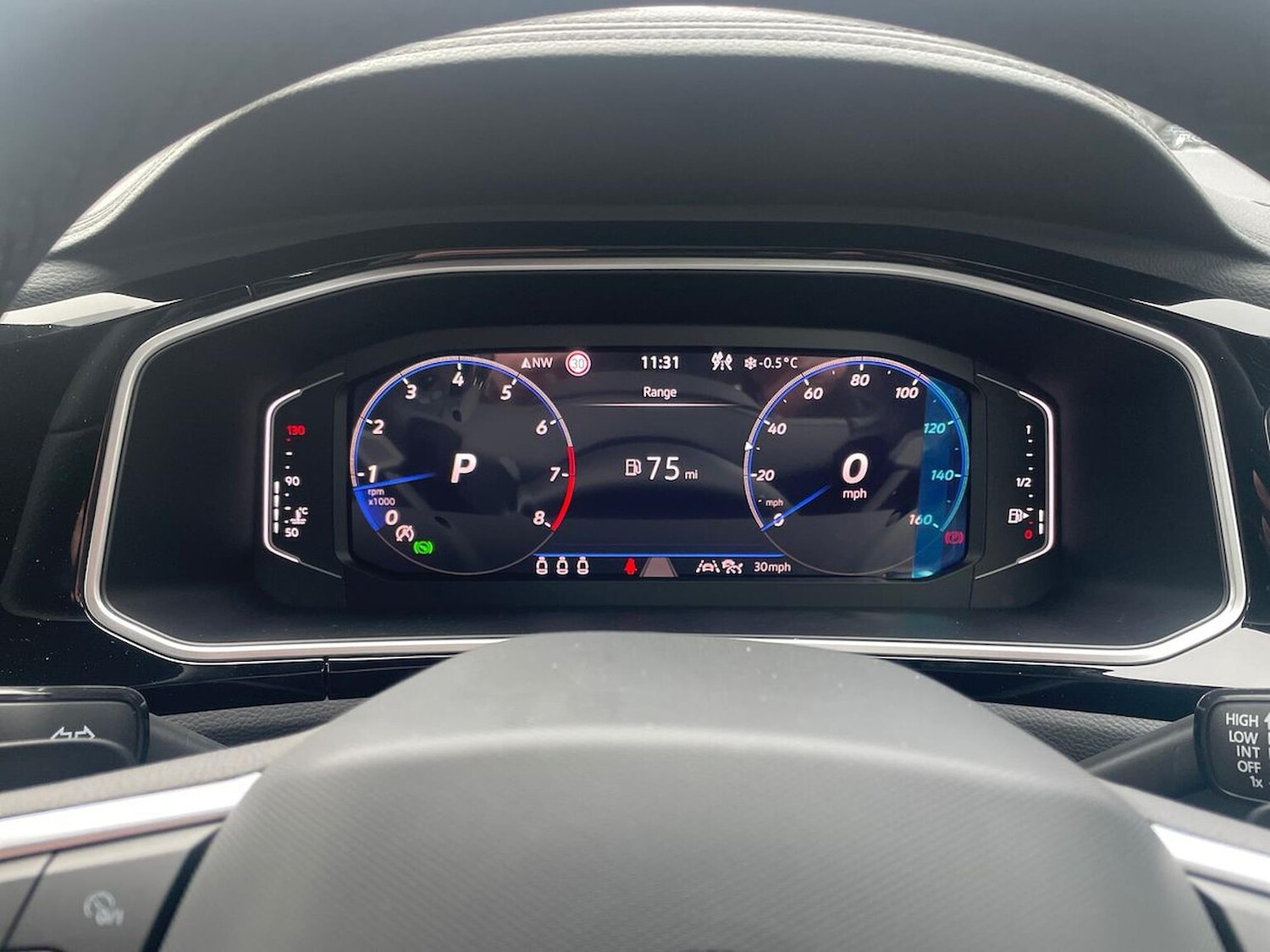 Used Volkswagen T-Roc 2025 for sale - 78018469: Photo 10