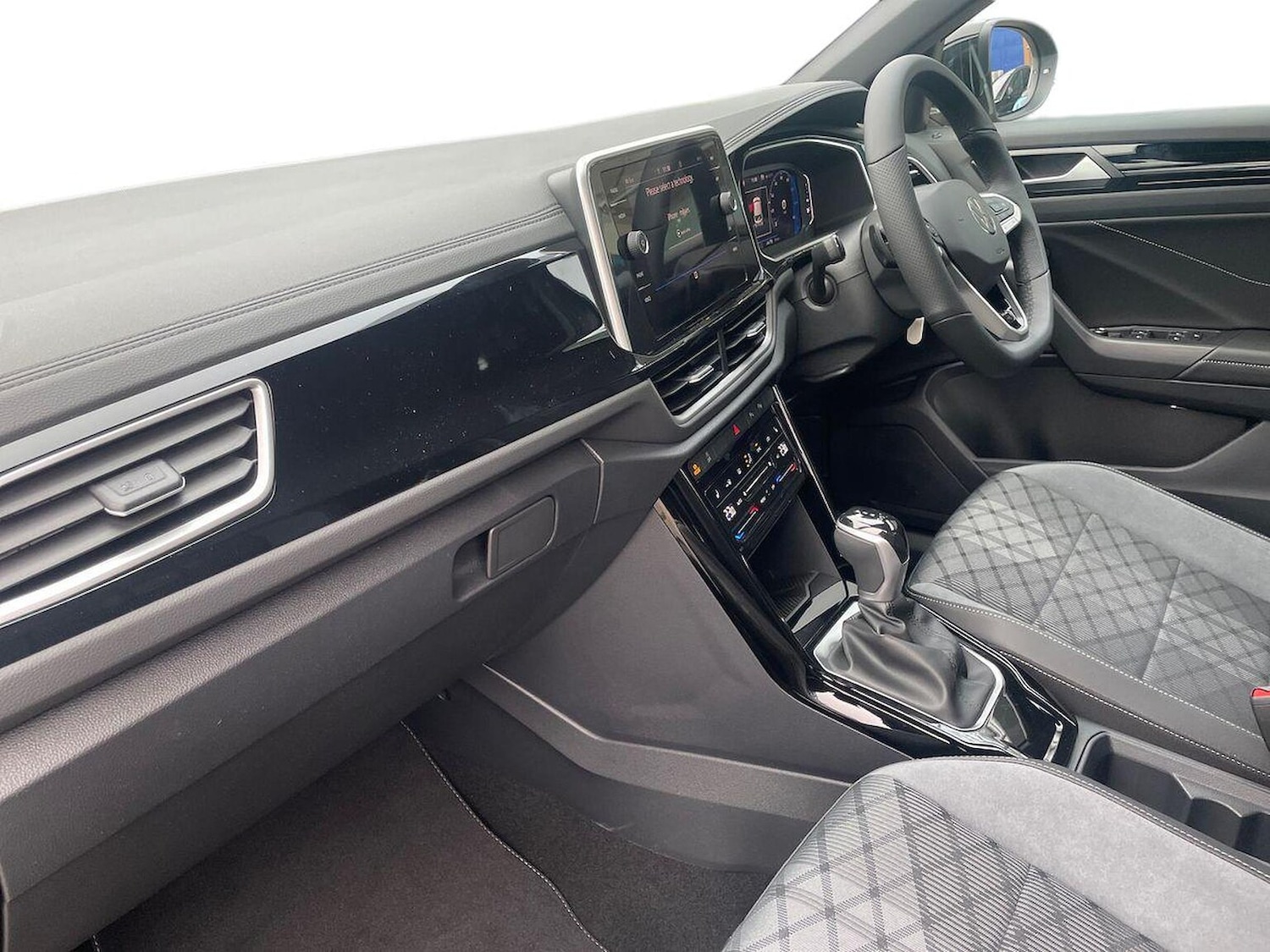 Used Volkswagen T-Roc 2025 for sale - 78018469: Photo 7