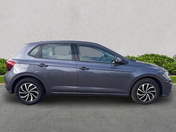 Used Volkswagen Polo 2023 for sale - 78353370: Photo