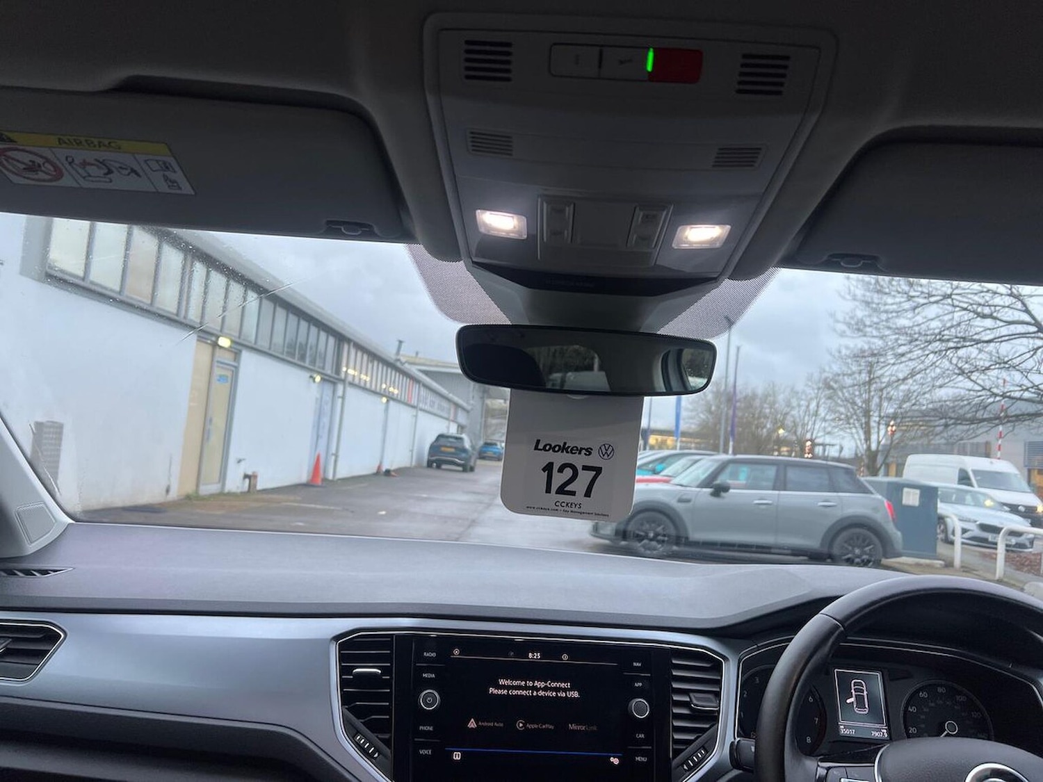 Used Volkswagen T-Roc 2022 for sale - 76860069: Photo 14