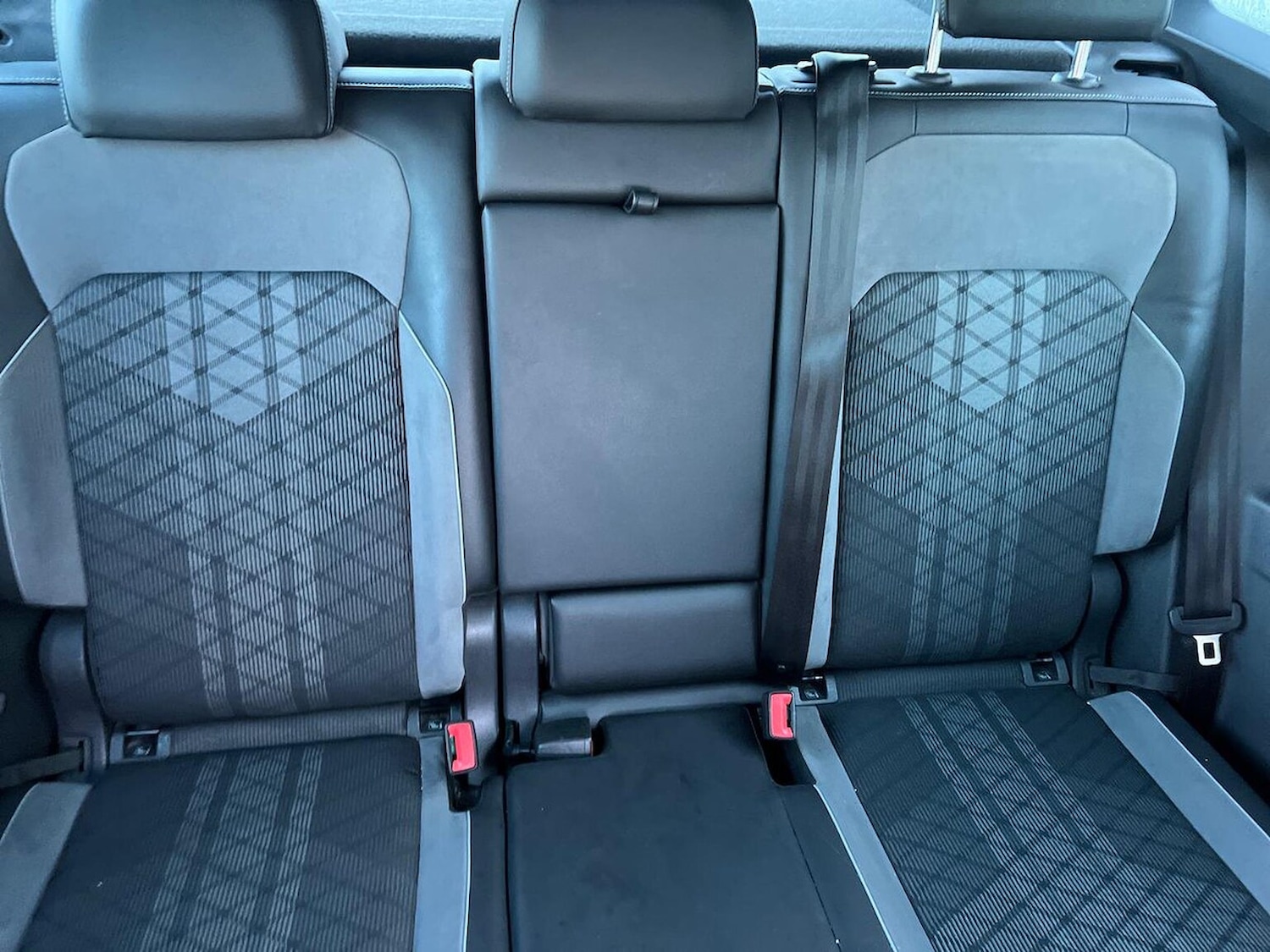 Used Volkswagen Tiguan 2021 for sale - 76791850: Photo 16