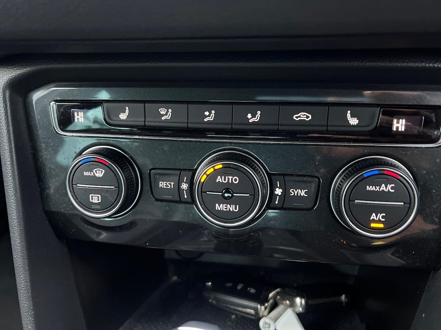 Used Volkswagen Tiguan 2020 for sale - 76963561: Photo 12