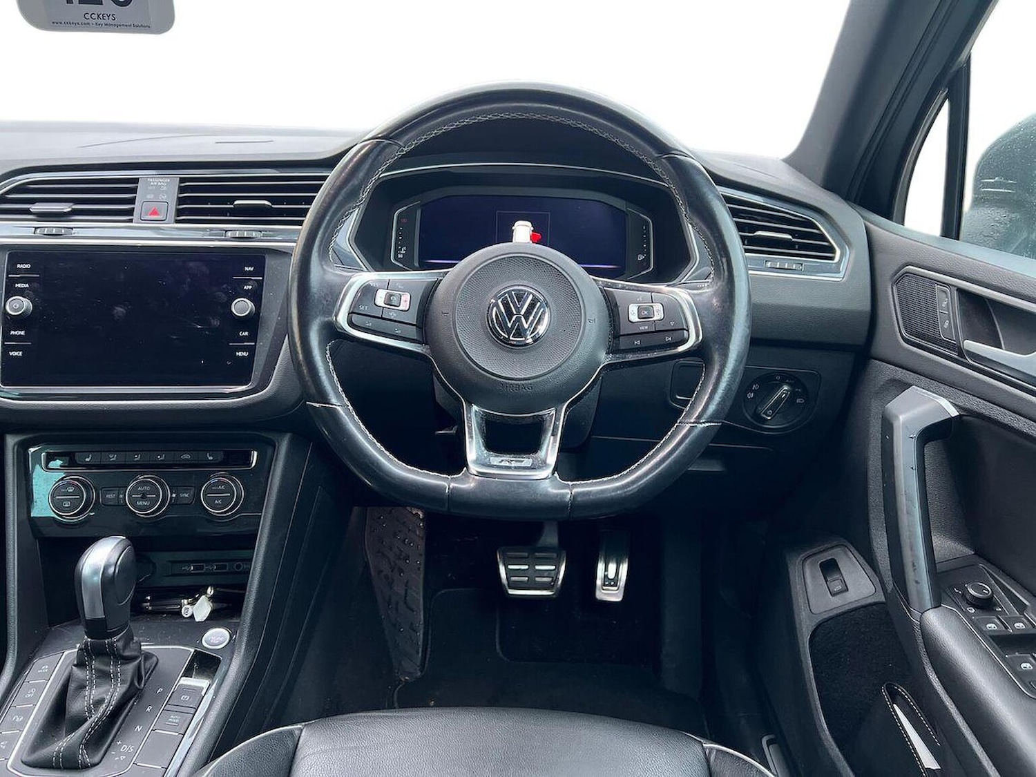 Used Volkswagen Tiguan 2020 for sale - 76963561: Photo 9