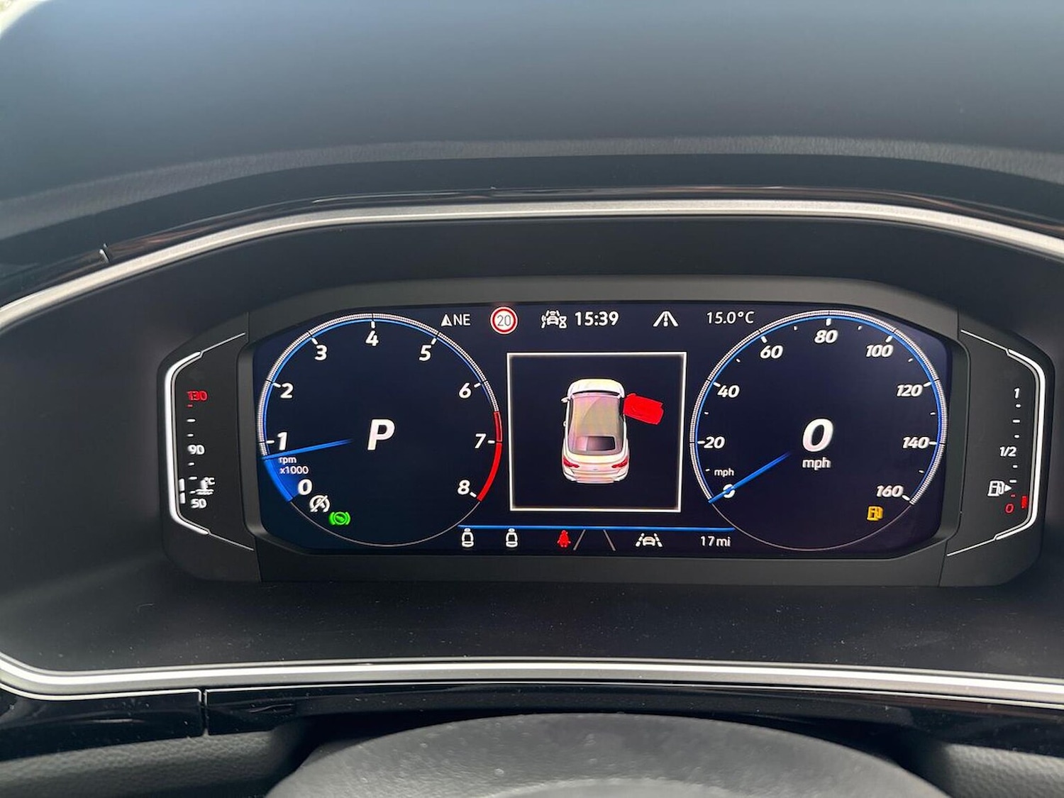 Used Volkswagen T-Roc 2025 for sale - 76263261: Photo 10